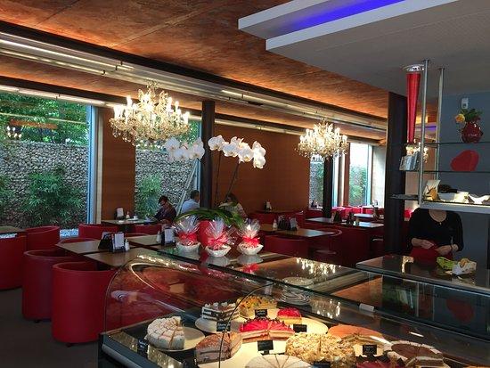 Cafe Konditorei Uberbacher